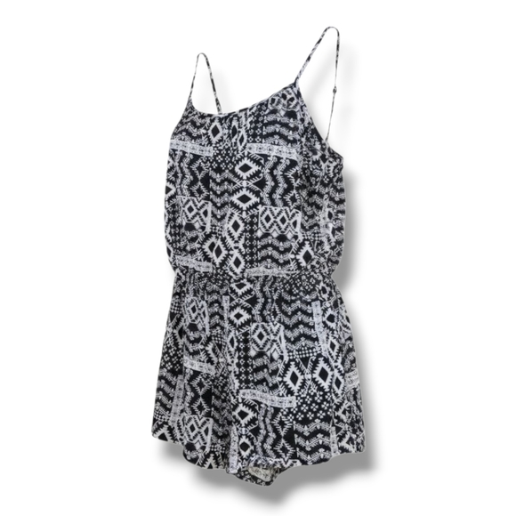 Arizona Jean Co Women’s Sleeveless Romper Black White Print Small Polyester - Picture 2 of 9